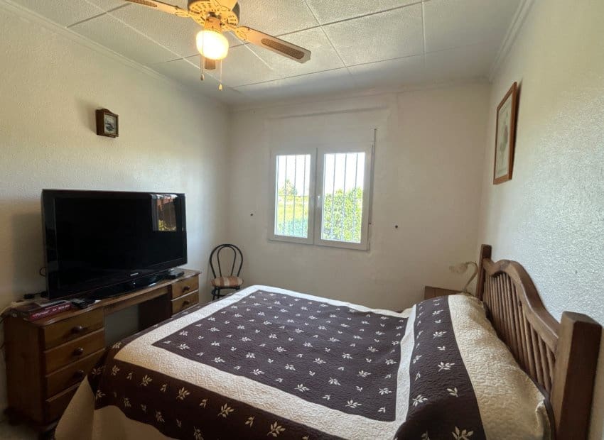 4 chambre Villa/Maison à vendre à Heredades avec piscine - 299 950 € (Ref: 9211152)