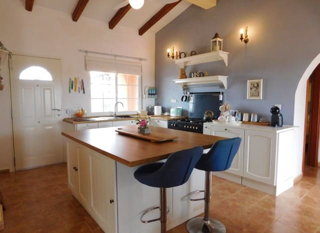 3 bedroom Finca/Country House for sale in Dolores with pool - € 460,000 (Ref: 9211155)