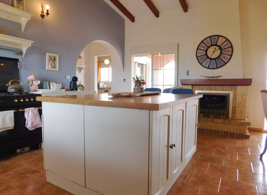 3 bedroom Finca/Country House for sale in Dolores with pool - € 460,000 (Ref: 9211155)