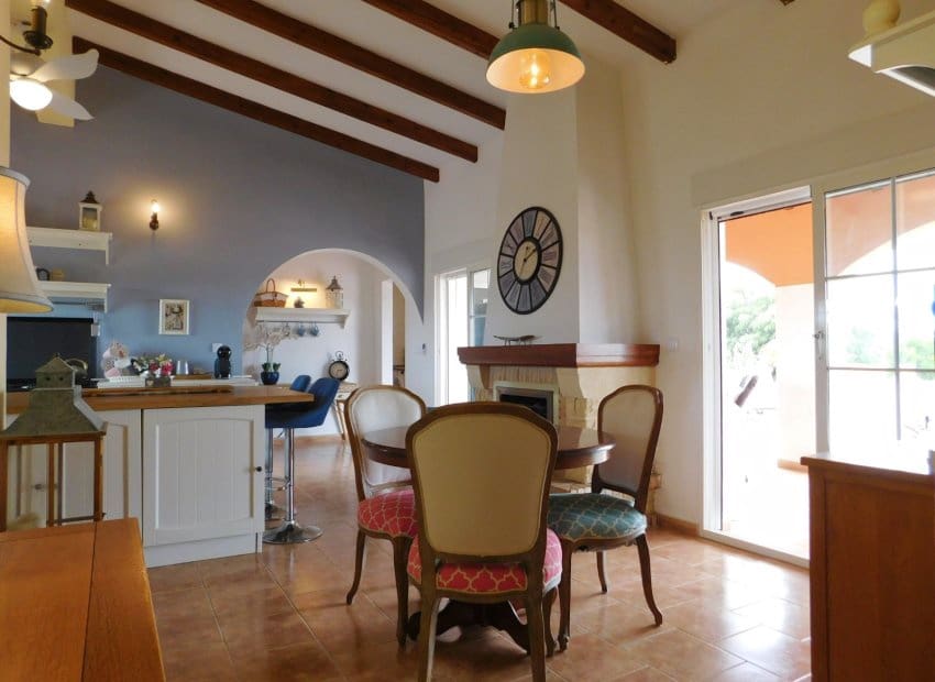 3 bedroom Finca/Country House for sale in Dolores with pool - € 460,000 (Ref: 9211155)