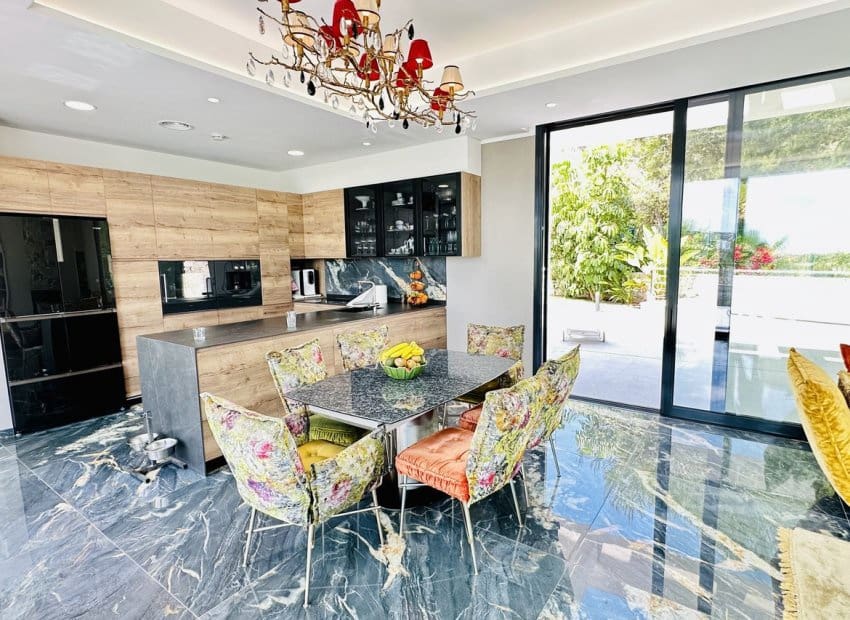 6 sovrum Villa till salu i Las Colinas Golf - 2 350 000 € (Ref: 9211161)