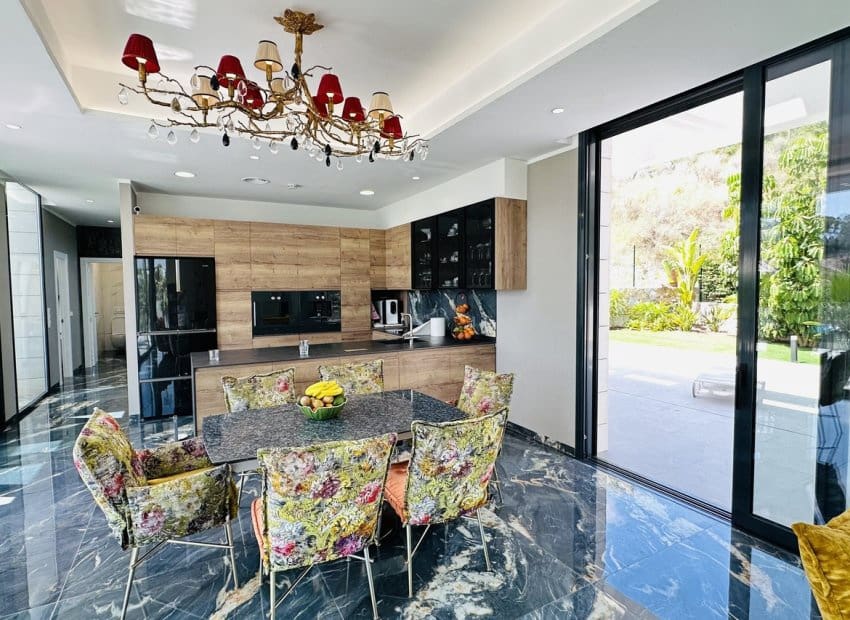 6 sovrum Villa till salu i Las Colinas Golf - 2 350 000 € (Ref: 9211161)