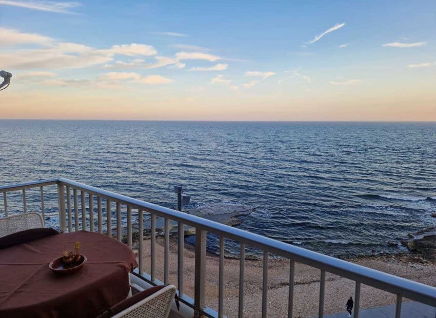 3 camera da letto Appartamento sulla Spiaggia in vendita in Torrevieja - 335.000 € (Rif: 9211162)