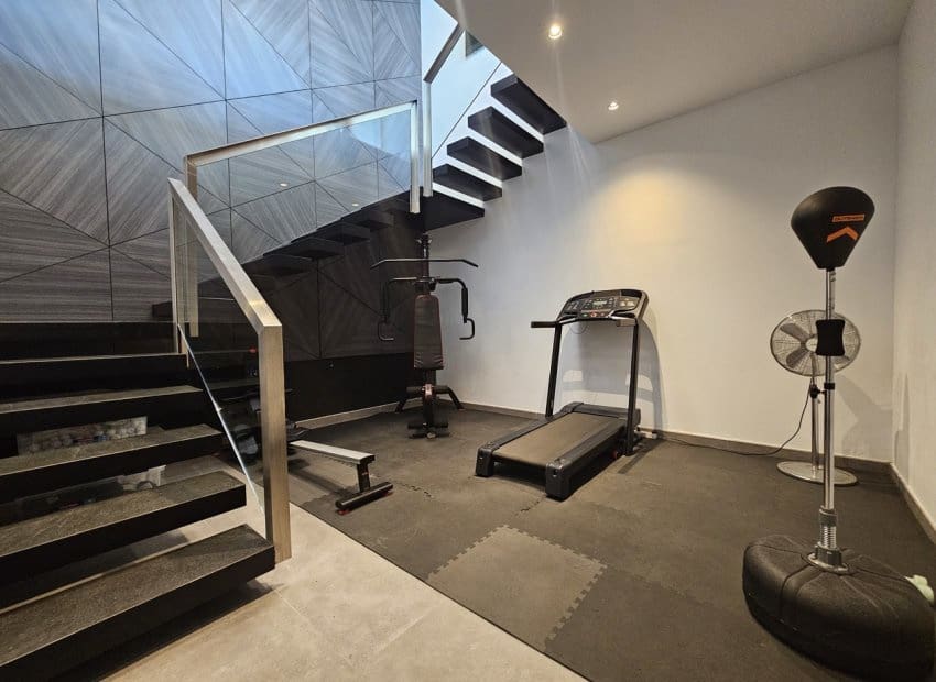 4 bedroom Villa for sale in Cabo Roig with pool - € 4,750,000 (Ref: 9211163)