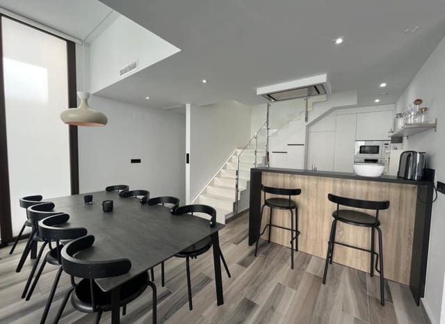 3 quarto Moradia para venda em Los Balcones com piscina - 479 000 € (Ref: 9211164)