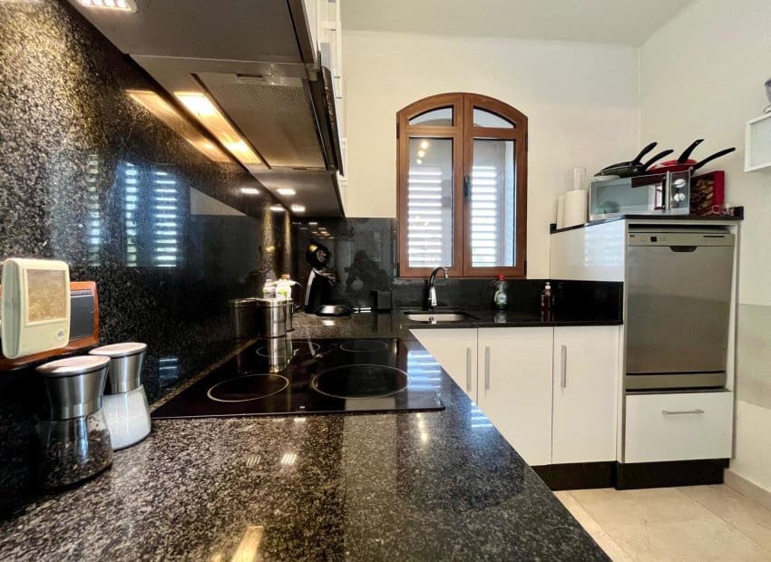 4 camera da letto Villa in vendita in Villamartin con piscina - 810.000 € (Rif: 9211166)