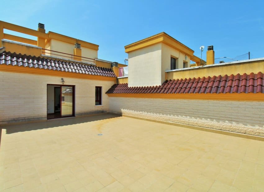 3 soverom Hus til salgs i Los Desamparados - € 199 000 (Ref: 9211174)