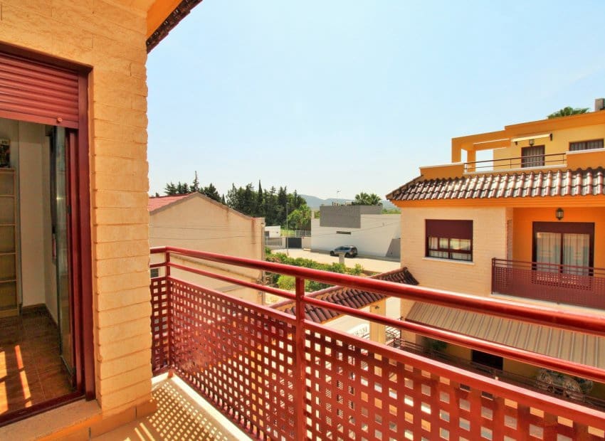 3 soverom Hus til salgs i Los Desamparados - € 199 000 (Ref: 9211174)