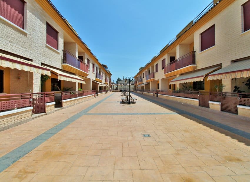 3 soverom Hus til salgs i Los Desamparados - € 199 000 (Ref: 9211174)