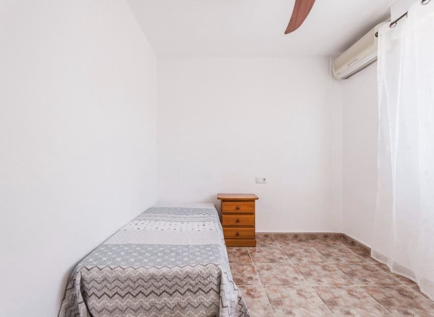 3 soveværelse Semi-Rækkehus til salg i Los Altos med swimmingpool - € 184.900 (Ref: 9211186)