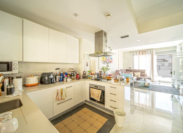 Chalet de 3 habitaciones en Lomas de Cabo Roig - Los Dolses, Orihuela en venta con piscina - 389.000 € (Ref: 9211189)