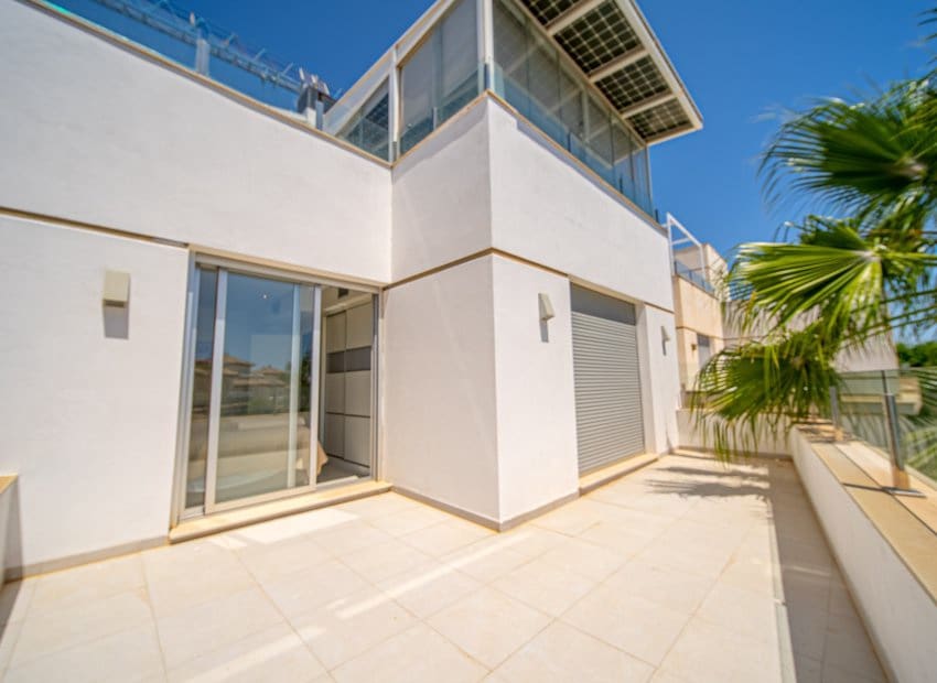 3 camera da letto Villa in vendita in Orihuela Costa con piscina - 389.000 € (Rif: 9211189)