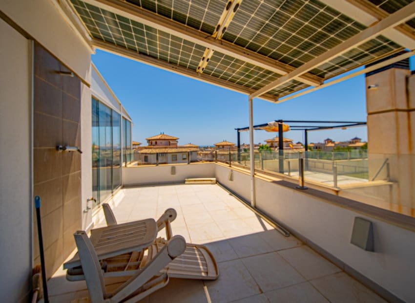 3 camera da letto Villa in vendita in Orihuela Costa con piscina - 389.000 € (Rif: 9211189)