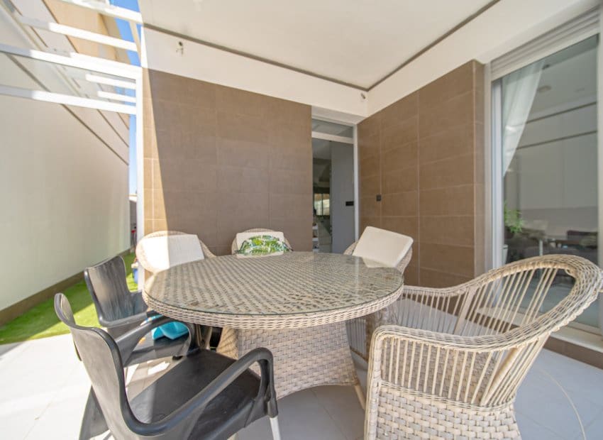 3 camera da letto Villa in vendita in Orihuela Costa con piscina - 389.000 € (Rif: 9211189)