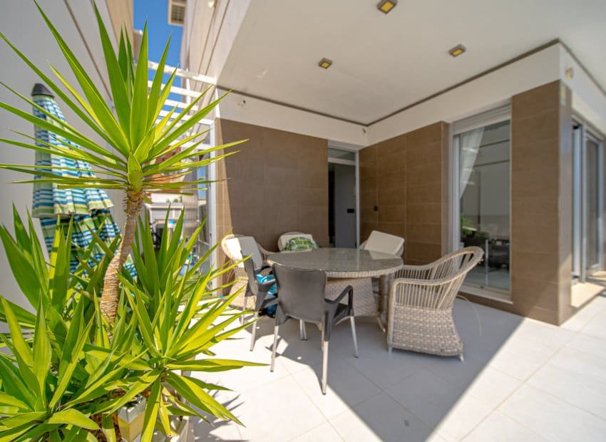 3 camera da letto Villa in vendita in Orihuela Costa con piscina - 389.000 € (Rif: 9211189)