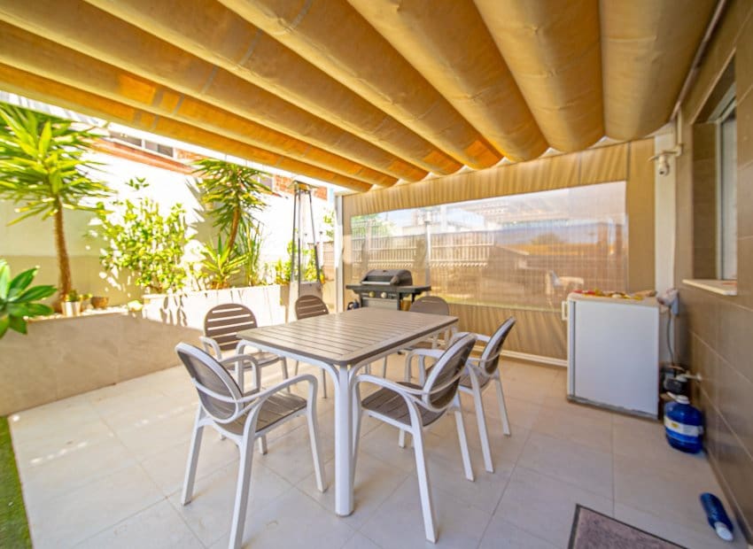 3 camera da letto Villa in vendita in Orihuela Costa con piscina - 389.000 € (Rif: 9211189)