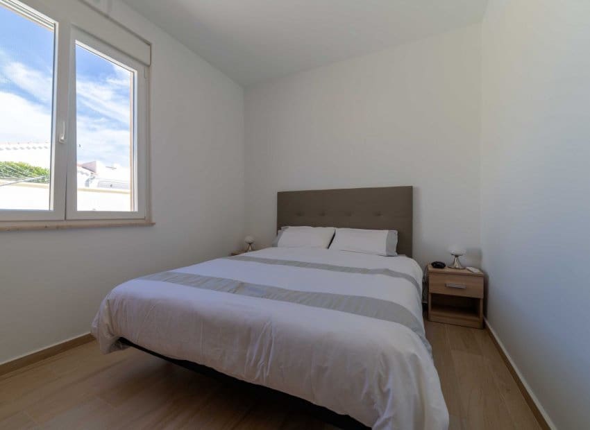 4 chambre Villa/Maison à vendre à Torrevieja avec piscine - 780 000 € (Ref: 9211196)