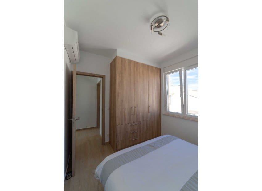 4 chambre Villa/Maison à vendre à Torrevieja avec piscine - 780 000 € (Ref: 9211196)