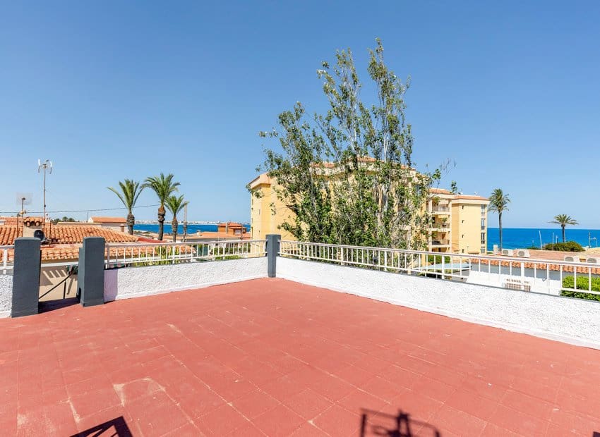 4 quarto Moradia Geminada para venda em Rocio del Mar - 735 000 € (Ref: 9211200)