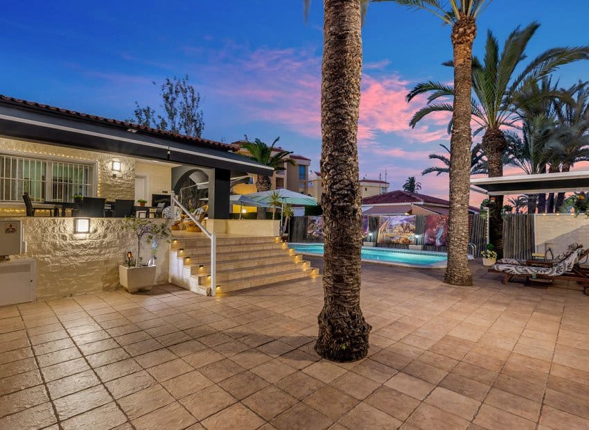 4 quarto Moradia Geminada para venda em Rocio del Mar - 735 000 € (Ref: 9211200)