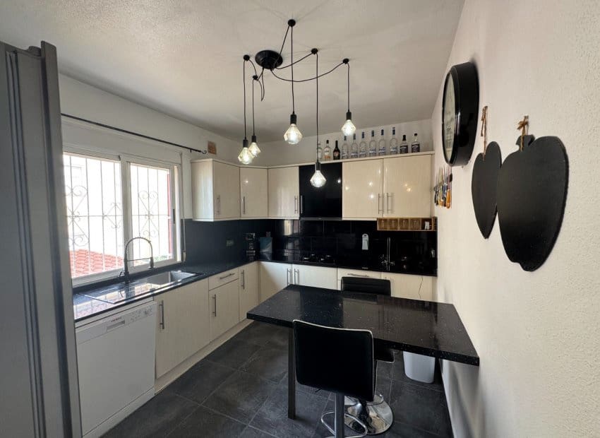 4 sypialnia Dom blizniak na sprzedaż w San Miguel de Salinas z basenem - 189 995 € (Ref: 9211203)