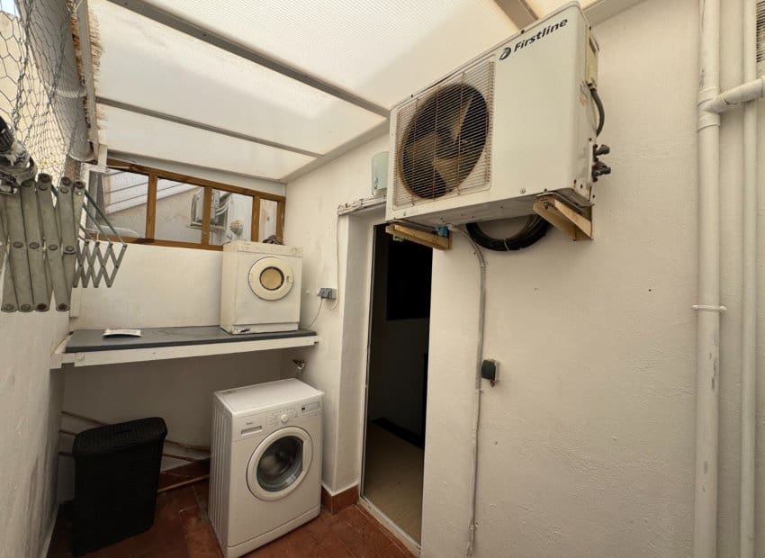 4 sypialnia Dom blizniak na sprzedaż w San Miguel de Salinas z basenem - 189 995 € (Ref: 9211203)