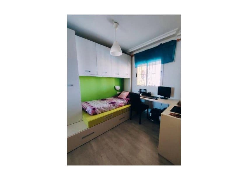 Chalet de 6 habitaciones en Aguas Nuevas en venta con piscina - 549.900 € (Ref: 9211206)