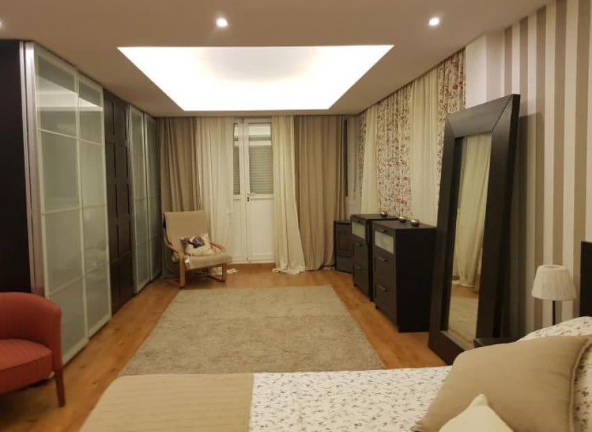 Chalet de 6 habitaciones en Aguas Nuevas en venta con piscina - 549.900 € (Ref: 9211206)