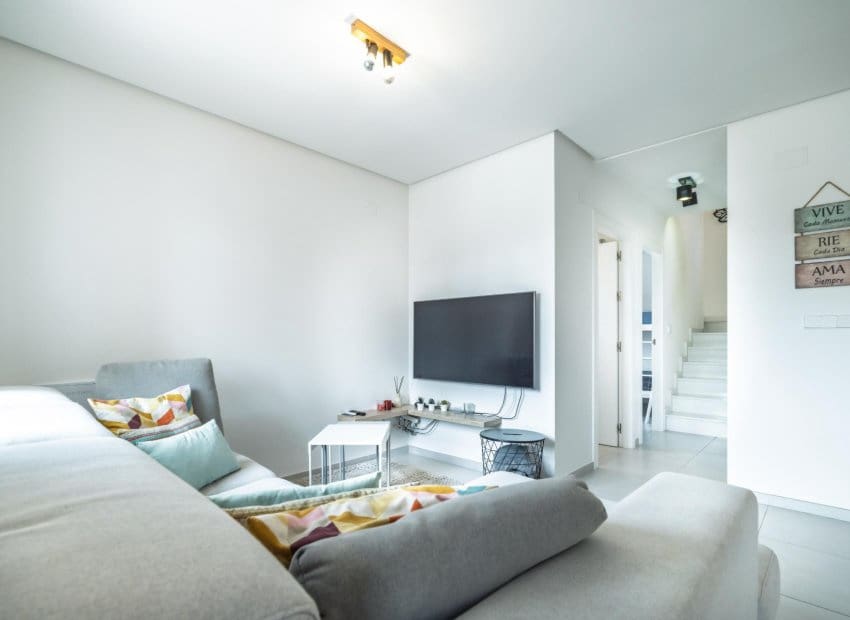 3 bedroom Townhouse for sale in Aguas Nuevas with pool - € 299,900 (Ref: 9211208)