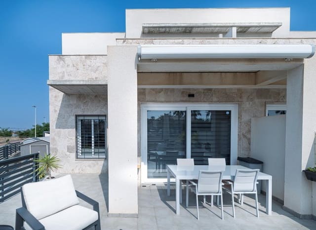 3 bedroom Townhouse for sale in Aguas Nuevas, Torrevieja with pool - € 299,900 (Ref: 9211208)