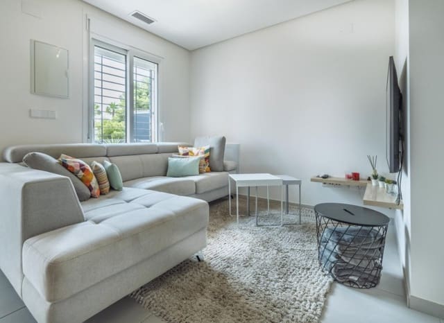 3 bedroom Townhouse for sale in Aguas Nuevas, Torrevieja with pool - € 299,900 (Ref: 9211208)