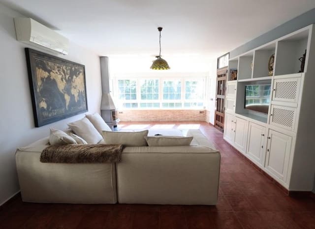 4 chambre Villa/Maison à vendre à Villamartin, Orihuela - 699 000 € (Ref: 9211210)