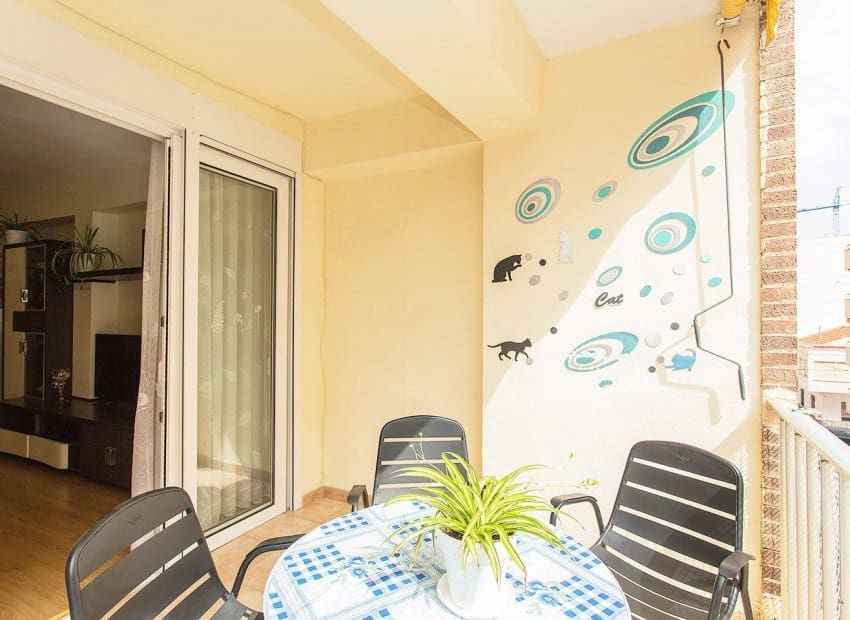 3 quarto Apartamento de Praia para venda em Torrevieja - 200 000 € (Ref: 9211213)