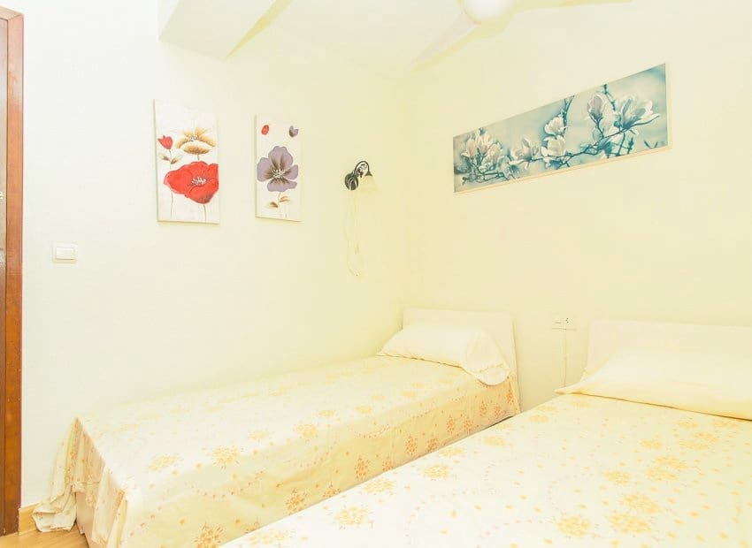 3 quarto Apartamento de Praia para venda em Torrevieja - 200 000 € (Ref: 9211213)