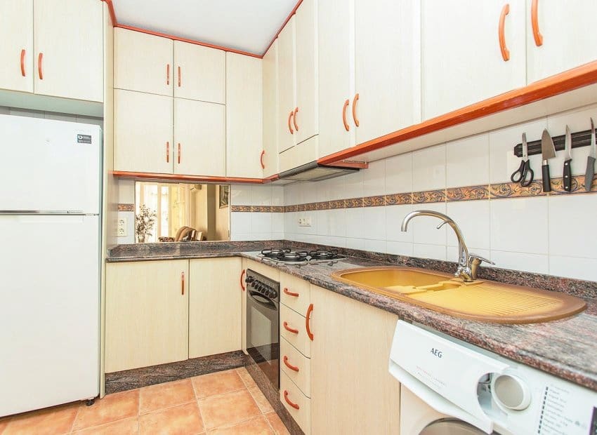 3 quarto Apartamento de Praia para venda em Torrevieja - 200 000 € (Ref: 9211213)