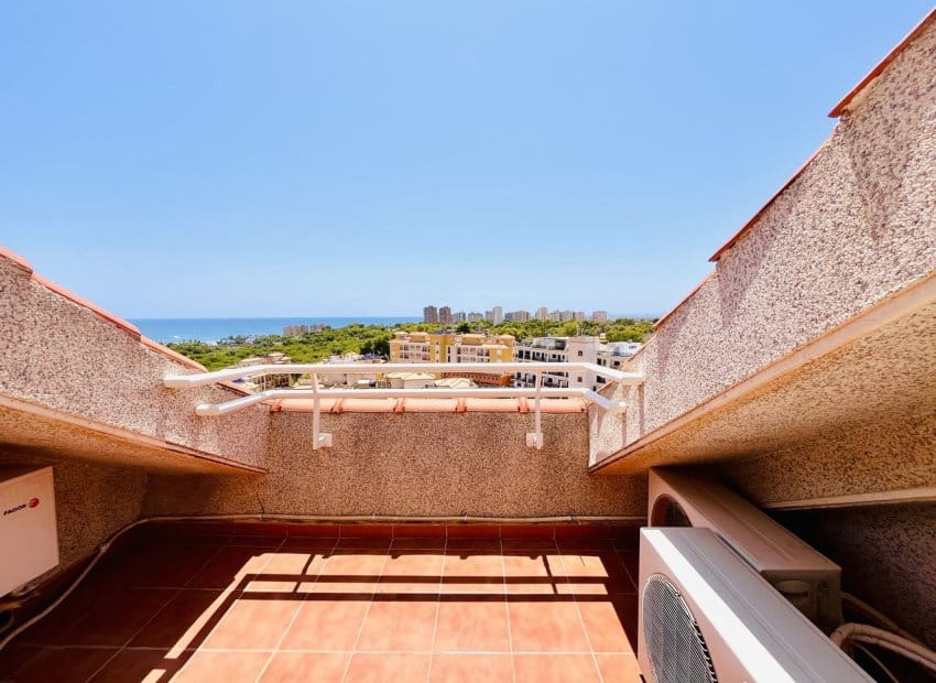 3 makuuhuone Kattohuoneisto myytävänä paikassa Dehesa de Campoamor mukana uima-altaan - 239 000 € (Ref: 9211216)