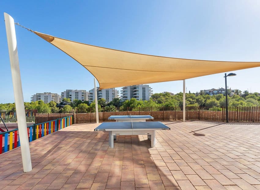 2 sypialnia Penthouse na sprzedaż w Villamartin - 259 000 € (Ref: 9211219)