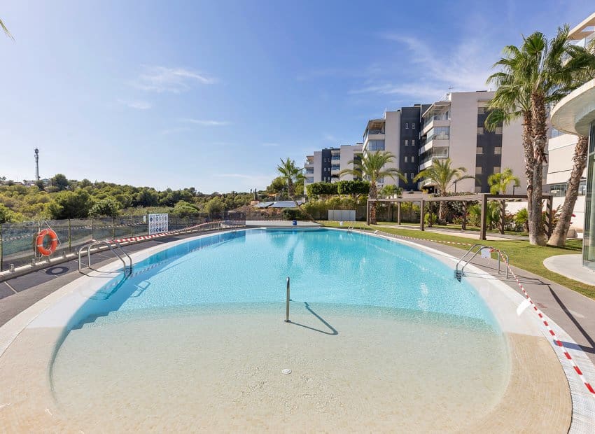 2 sypialnia Penthouse na sprzedaż w Villamartin - 259 000 € (Ref: 9211219)