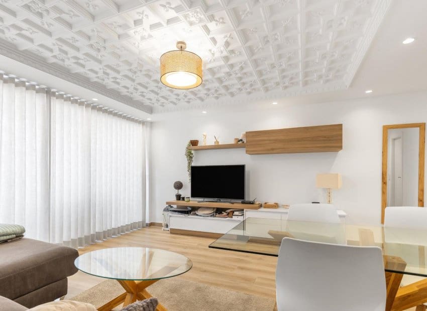 3 chambre Appartement à vendre à Torrevieja avec piscine - 295 000 € (Ref: 9211220)