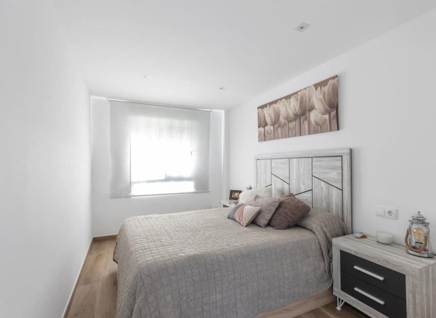 3 chambre Appartement à vendre à Torrevieja avec piscine - 295 000 € (Ref: 9211220)