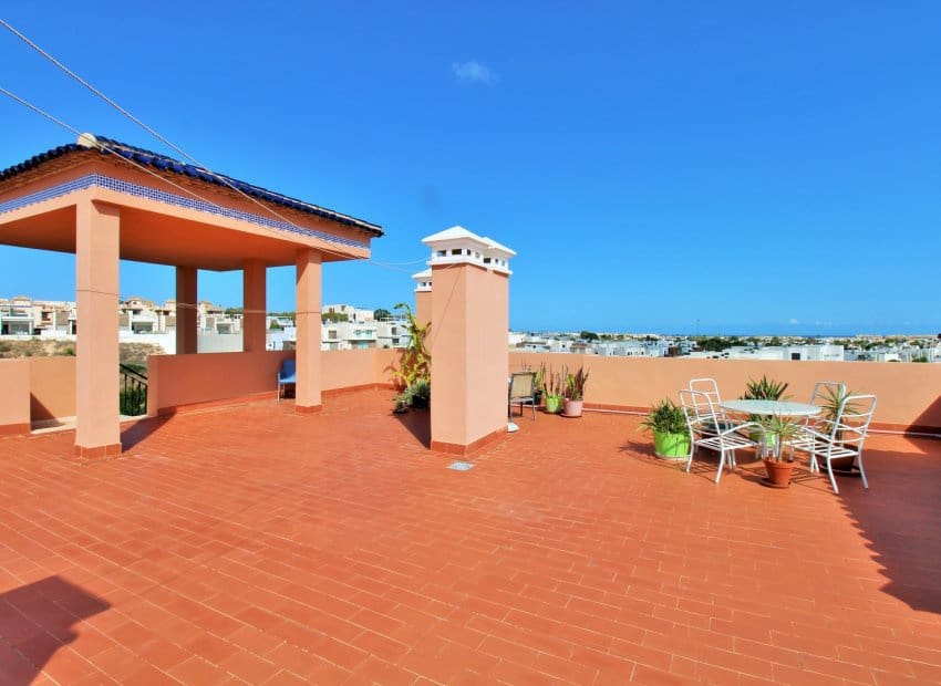 2 Zimmer Apartment zu verkaufen in Villamartin mit Pool - 179.999 € (Ref: 9211221)