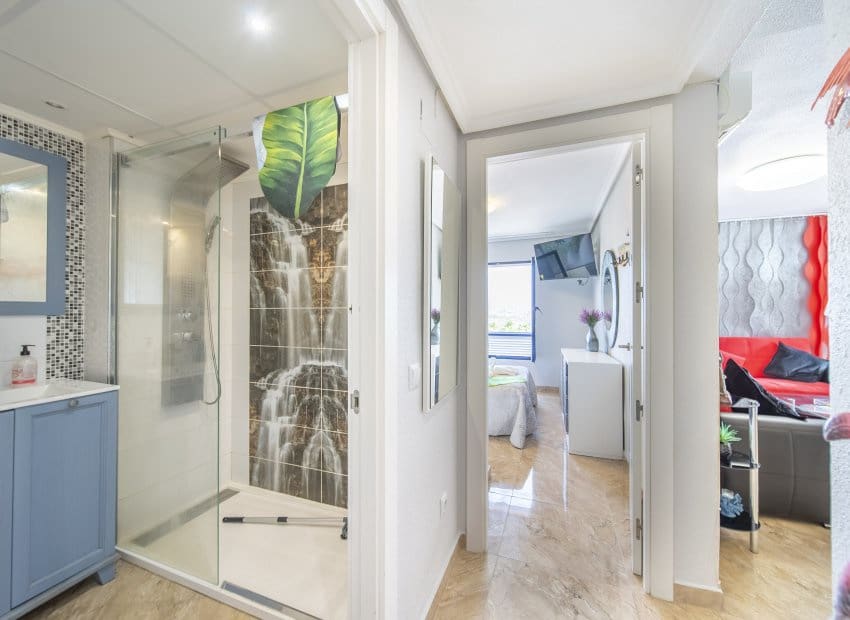 2 makuuhuone Ranta-asunto myytävänä paikassa La Mata mukana uima-altaan - 329 000 € (Ref: 9211227)