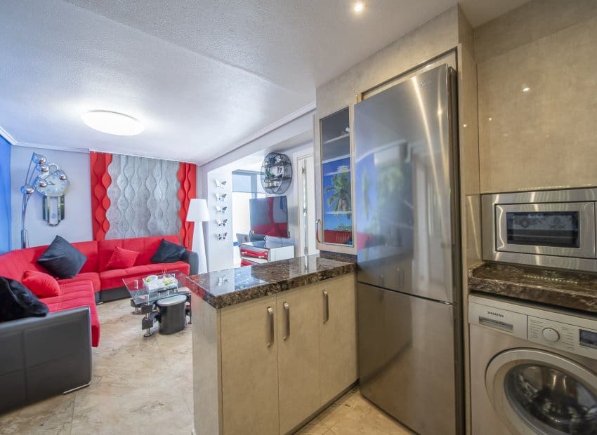 2 makuuhuone Ranta-asunto myytävänä paikassa La Mata mukana uima-altaan - 329 000 € (Ref: 9211227)