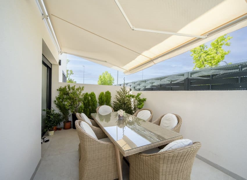 2 bedroom Villa for sale in Benijofar with pool - € 330,000 (Ref: 9211233)