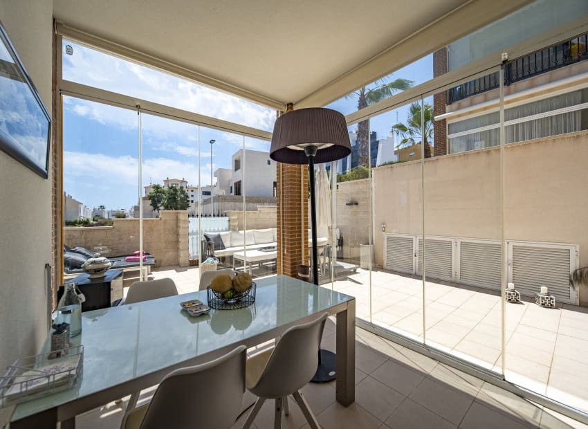 2 chambre Appartement à vendre à Guardamar del Segura avec piscine - 260 000 € (Ref: 9211238)