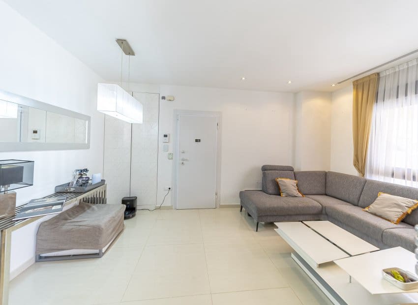 2 chambre Appartement à vendre à Guardamar del Segura avec piscine - 260 000 € (Ref: 9211238)