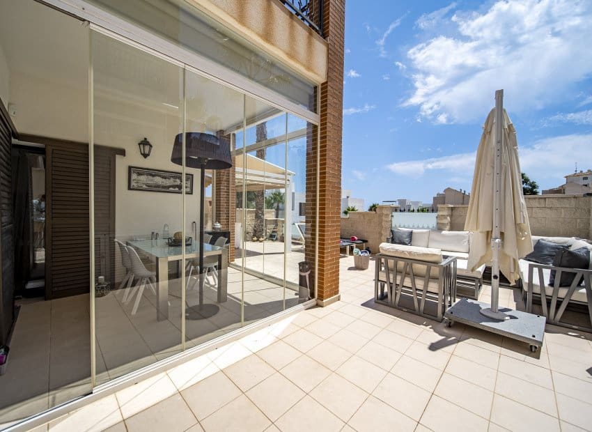 2 chambre Appartement à vendre à Guardamar del Segura avec piscine - 260 000 € (Ref: 9211238)