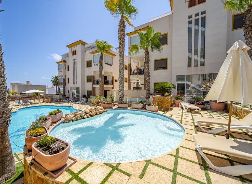 2 chambre Appartement à vendre à Guardamar del Segura avec piscine - 260 000 € (Ref: 9211238)