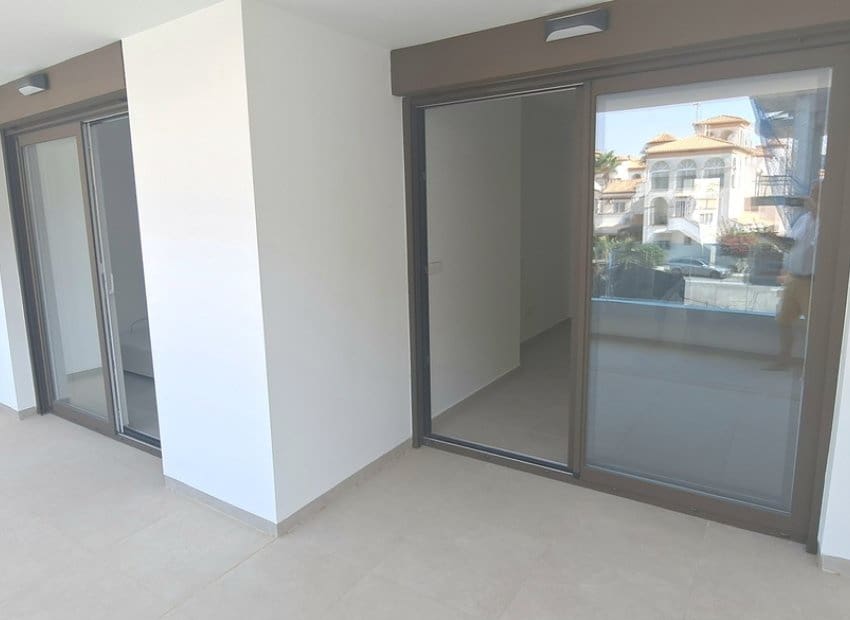 2 quarto Apartamento para venda em Playa Flamenca - 415 000 € (Ref: 9211240)