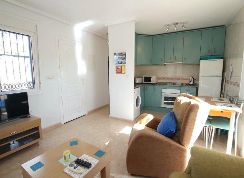 5 makuuhuone Huvila myytävänä paikassa Ciudad Quesada mukana uima-altaan - 625 000 € (Ref: 9211249)